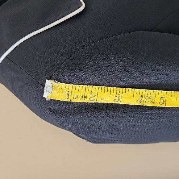 SC COLLECTION Made in Canada 3/4 Length Black Spring Trench Coat - Picture 7 of 12